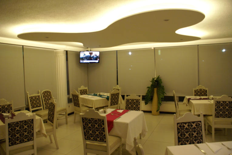 Public Area 3, Hotel San Carlos, ZONA 10