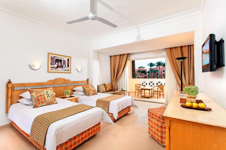 Bedroom 3, Pickalbatros Aqua Vista Resort - Hurghada, Al-Ghurdaqah