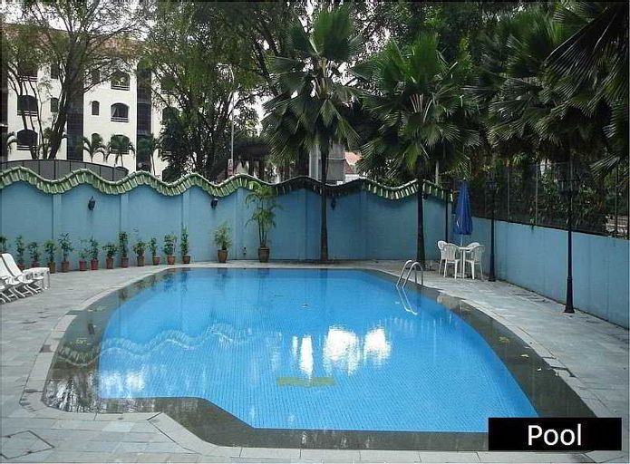 Hotel Royal Singapore, Novena