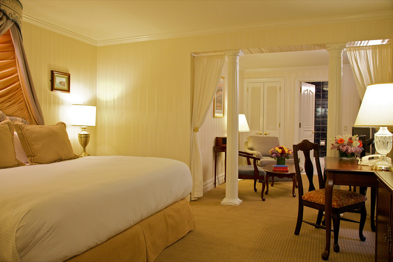 Bedroom 2, Fitzpatrick Grand Central Hotel, New York