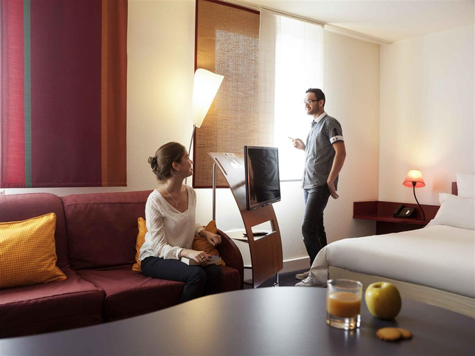 Public Area 5, Novotel Suites Rouen Normandie, Seine-Maritime