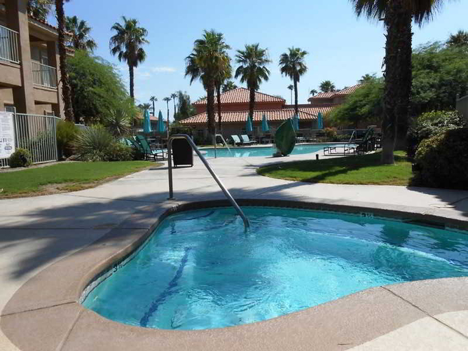 Sport & Beauty 2, Courtyard by Marriott Palm Desert, Riverside