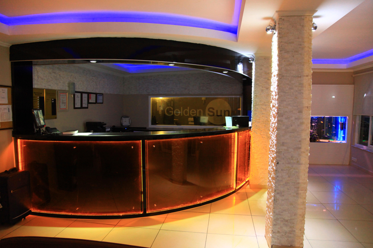Public Area 4, Golden Sun, Kemer