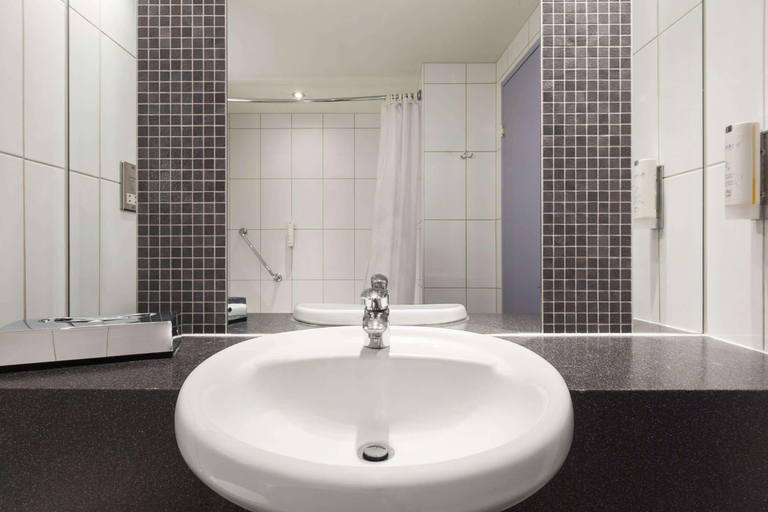 Bathroom 4, Ramada London North M1, London