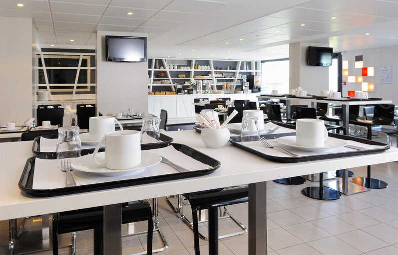 Food & Drinks 5, Residhome Carrieres La Defense, Yvelines