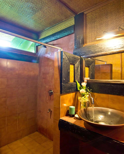 Bathroom, Hmong Hill Tribe Lodge Chiang Mai, Mae Rim