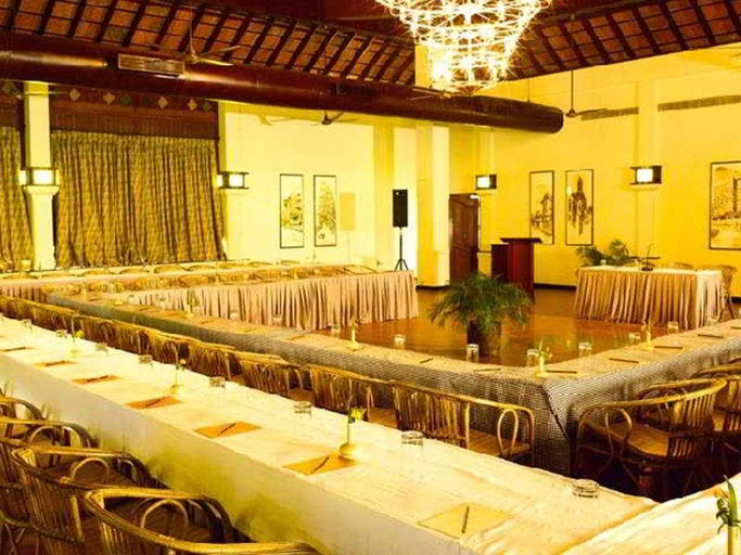 Public Area, Abad Whispering Palms, Kottayam