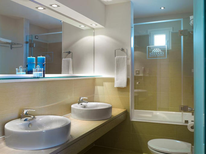 Bathroom 5, Nissaki Beach, South Aegean