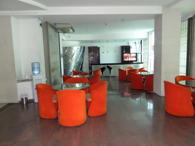 Public Area 2, Plaza De Las Americas, Santiago de Cali