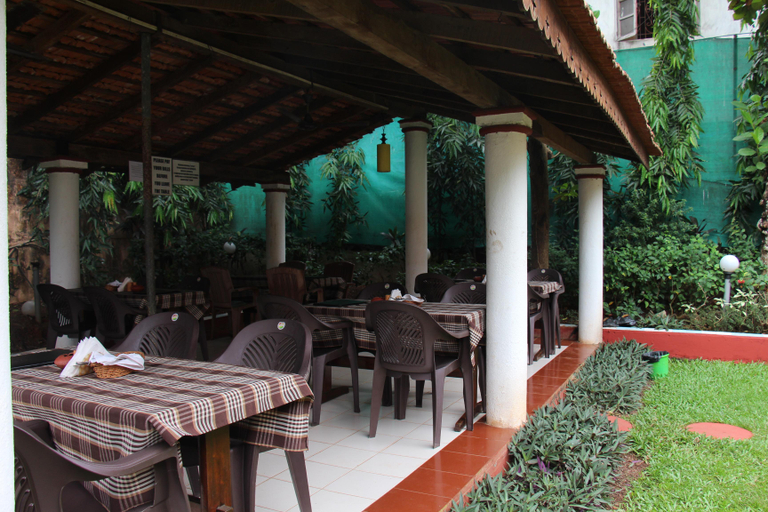 Food & Drinks 3, Lua Nova, North Goa