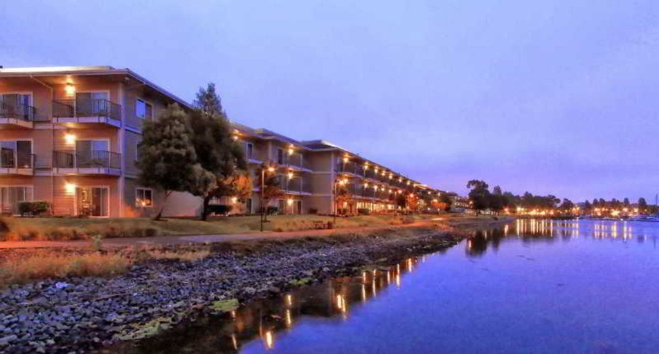 Sport & Beauty 1, Executive Inn and Suites Oakland, Alameda