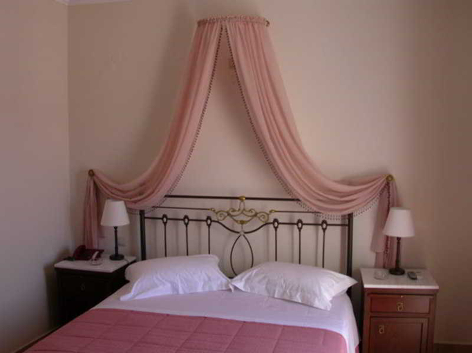 Bedroom 2, Ostria Studios, South Aegean