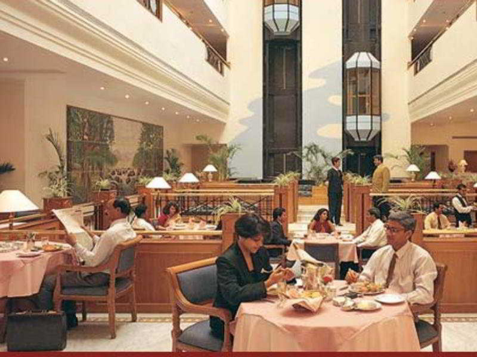 Food & Drinks 4, The Capitol Hotel, Bangalore