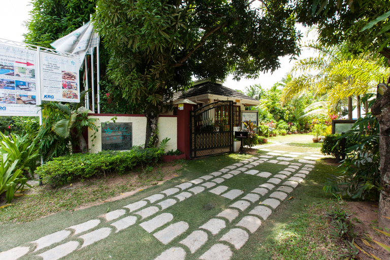 Exterior & Views 2, Le Relax Beach Resort