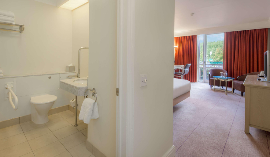 Bathroom 5, Hilton Leicester, Leicester