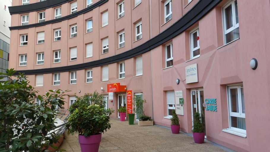 Exterior & Views 3, The Originals, AppartHotel Les Laureades, Puy-de-Dôme