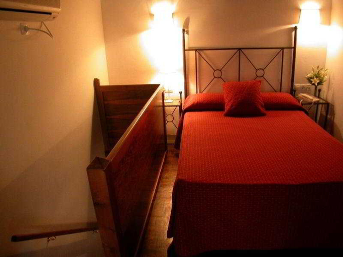 Bedroom, La Abadia de Giralda, Sevilla