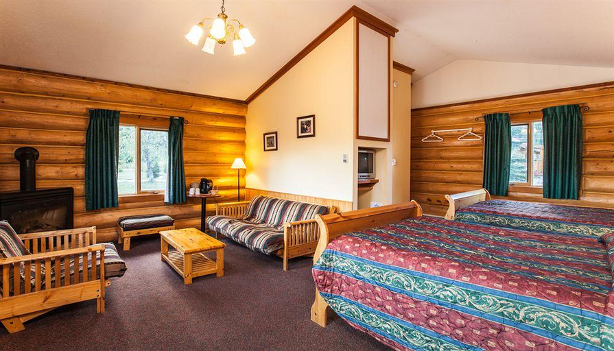 Bedroom 4, Glacier House Resort, Columbia-Shuswap
