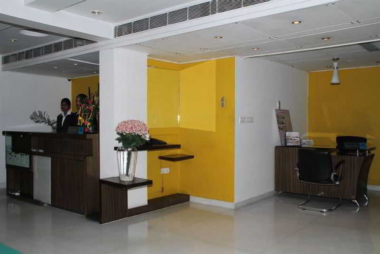 Public Area, The Wall Street, Jaipur