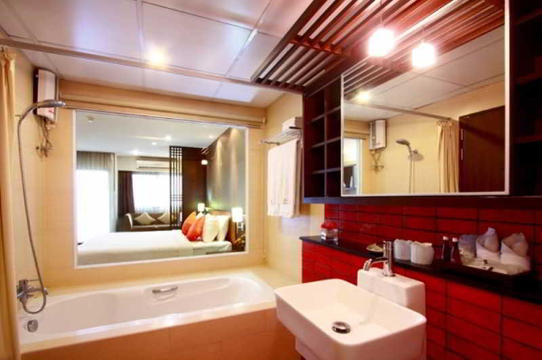 Bathroom 4, The Grand Napat Serviced Apartment, Muang Chiang Mai