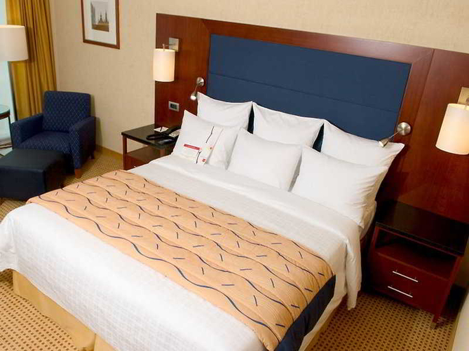 Bedroom 2, Marriott Hotel Ghent, Oost-Vlaanderen