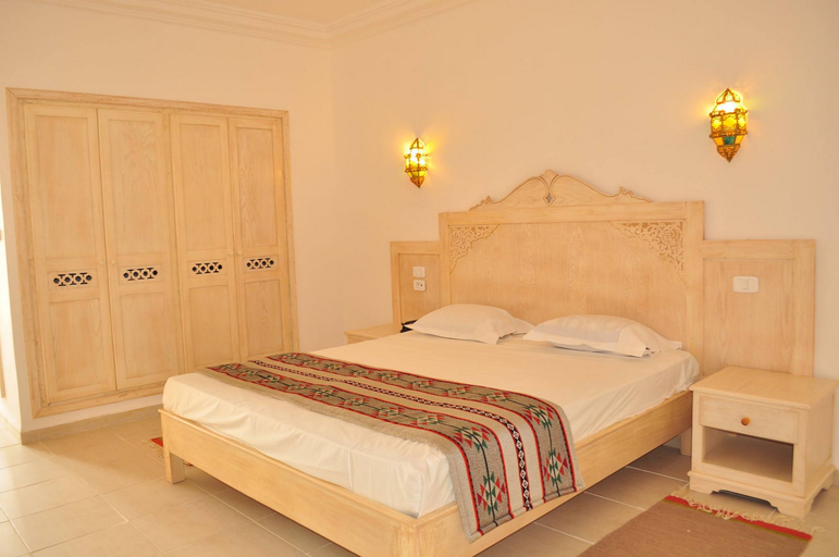 Bedroom 3, Zodiac, Bouficha