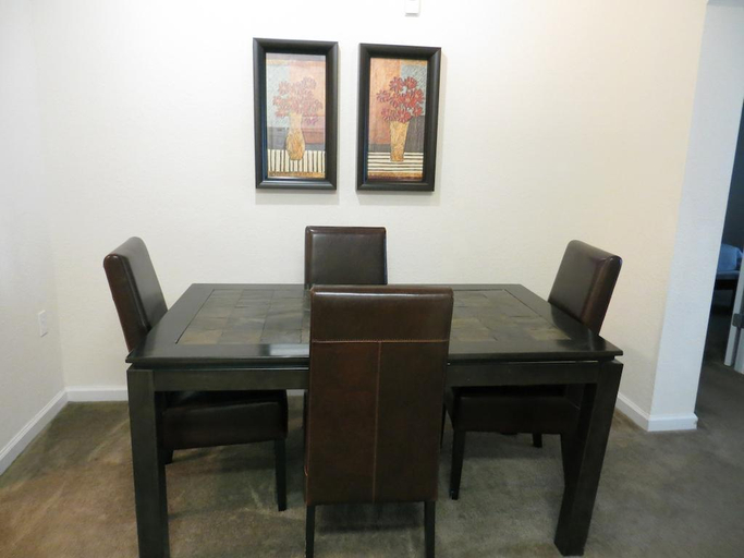 Business Facilities 1, Palasades Resort, Orange