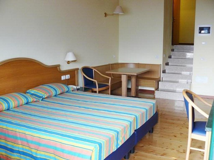 Bedroom 3, Centro Vacanze La Limonaia, Brescia