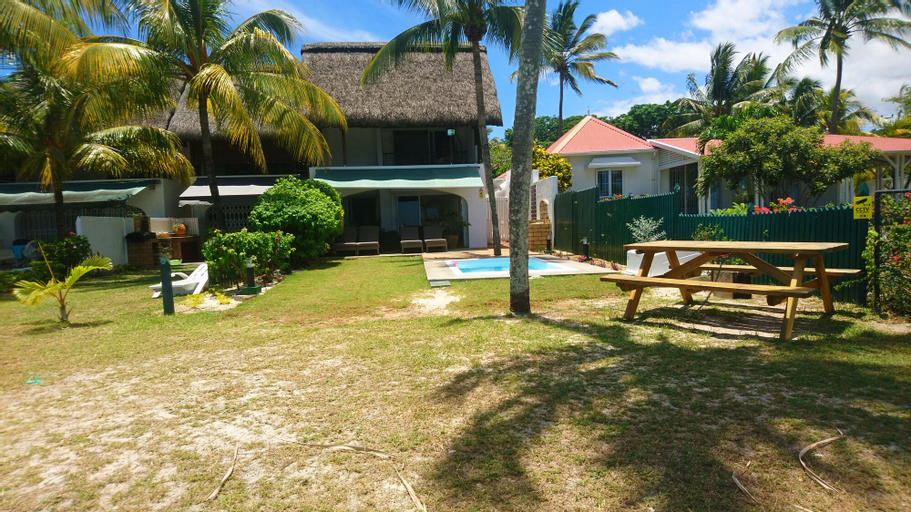Villa Caro's Beachfront,