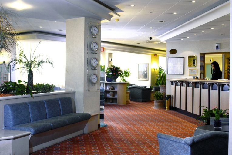 Public Area 3, Hotel Royal Caserta, Caserta