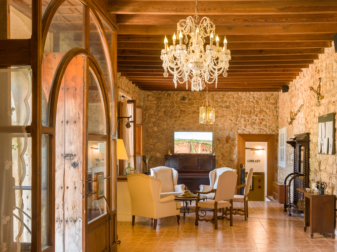 Food & Drinks 4, Sa Bassa Rotja Ecoturisme, Baleares