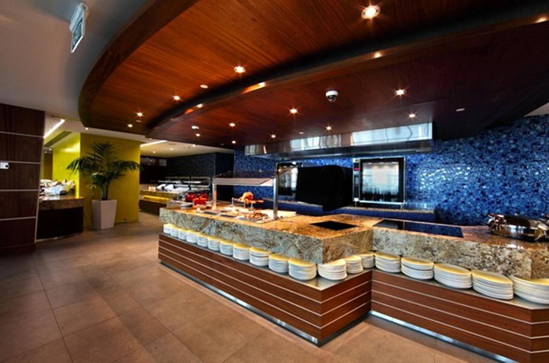 Public Area 2, SkyCity Hotel, Waitakere