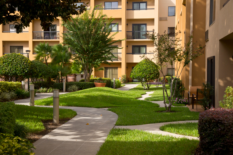 Exterior & Views 3, Courtyard by Marriott Orlando International Dr / Conv Cntr, Orange