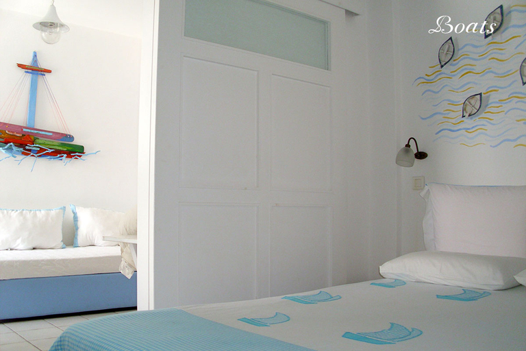 Bathroom 2, Aliktypo Studios, South Aegean