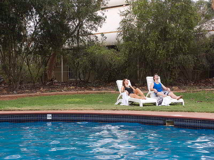 Sport & Beauty 3, Outback Hotel & Lodge, Petermann-Simpson