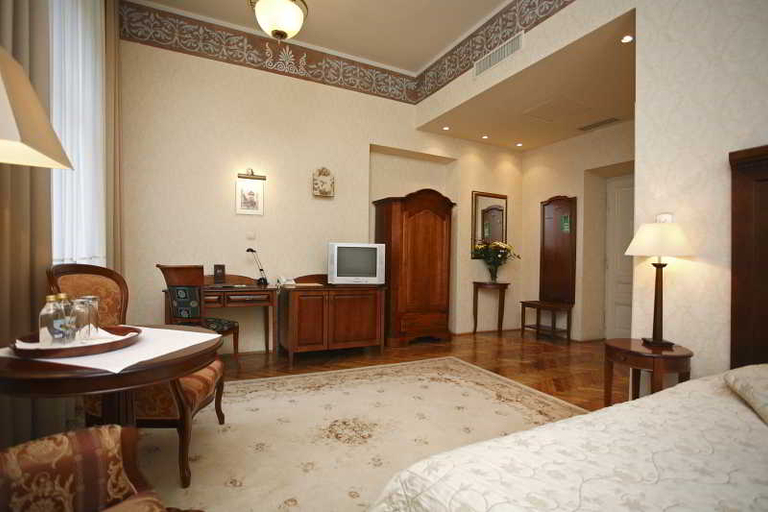 Bedroom 2, Ostoya Palace, Kraków City