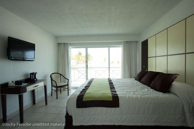 Bedroom 3, Viva Fortuna Beach by Wyndham, A Trademark Resort