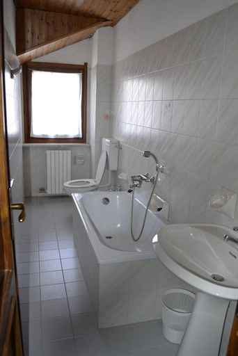Bathroom 3, Piccolo Chalet, Torino