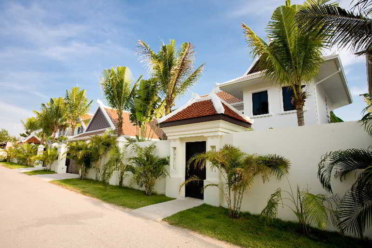 Exterior & Views 2, Palm Grove Resort, Sattahip