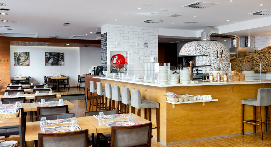 Food & Drinks 4, Mamaison Residence Diana Warsaw, Warsaw