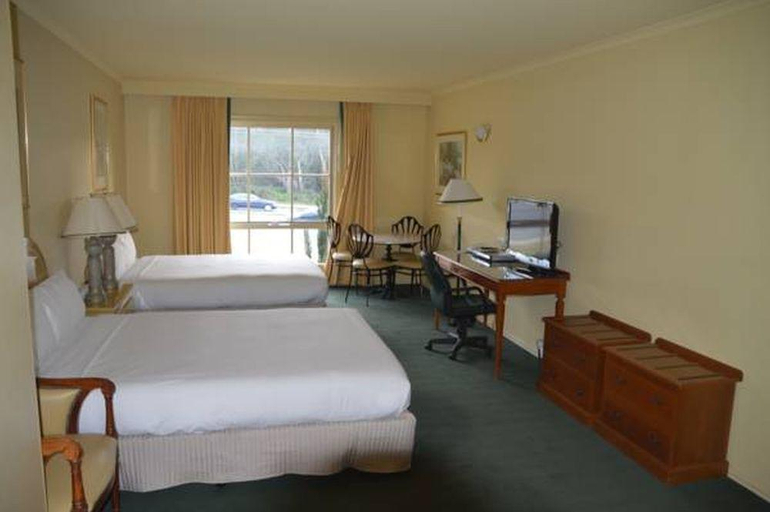 Bedroom 2, Quality Inn Baton Rouge, Knox - South