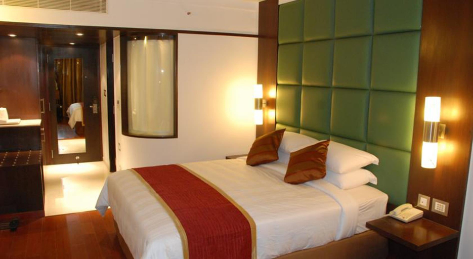 Bedroom 3, Iris - The Business Hotel and Spa, Bangalore