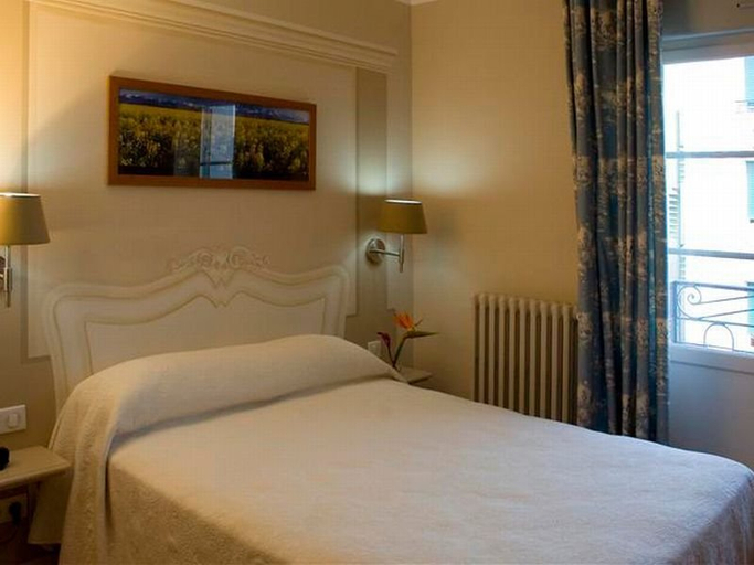 Bedroom 3, Majestic Lourdes, Hautes-Pyrénées