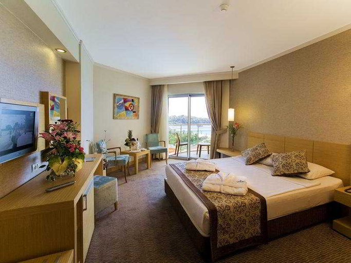 Bedroom 3, Saphir Resort & Spa Hotel, Alanya