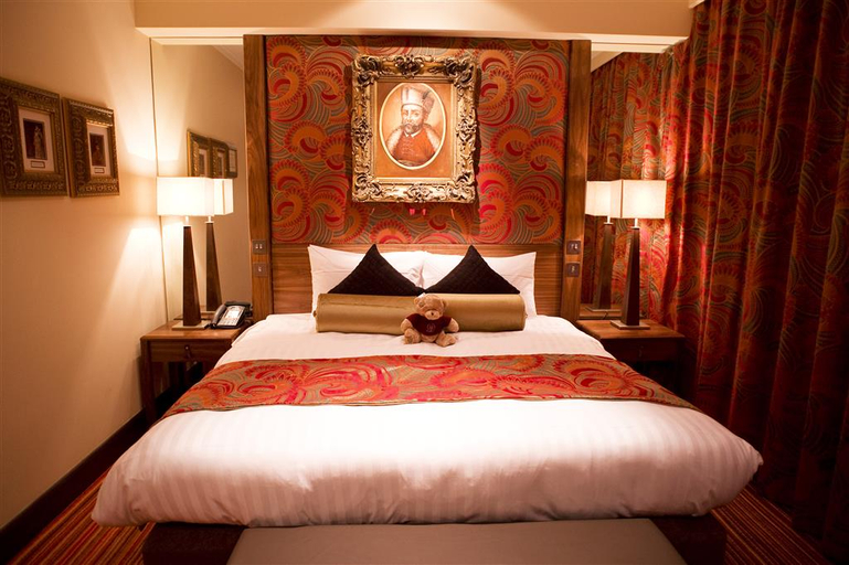 Bedroom 2, The Queen at Chester Hotel, BW Premier Collection, Cheshire West and Chester