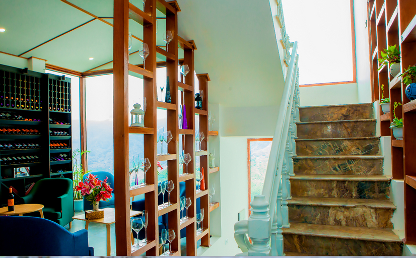 The Grand Blue Hotel, Sa Pa