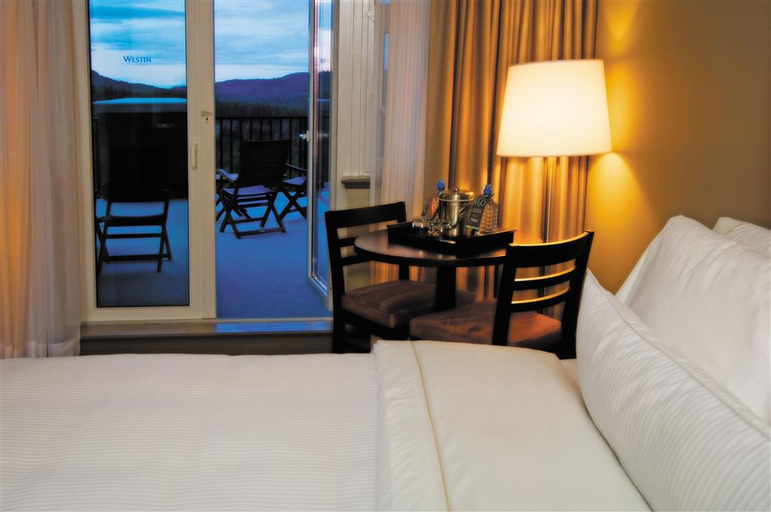 Bedroom 3, Westin Bear Mountain Victoria Golf Resort & Spa, Capital