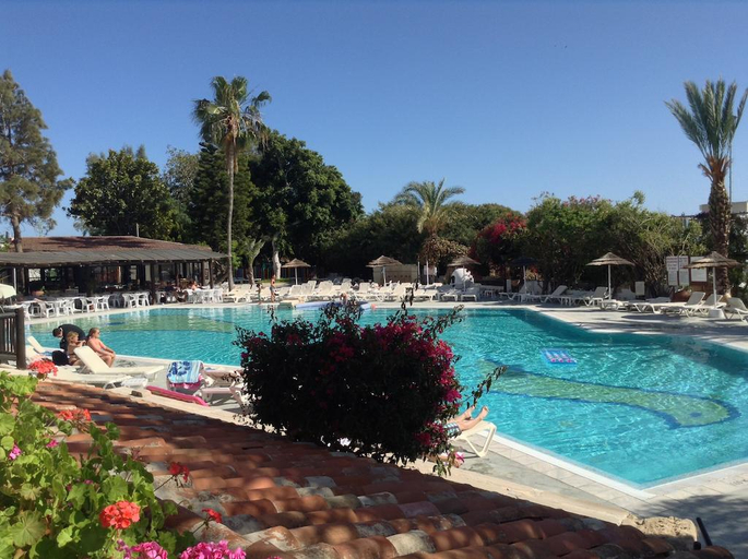 Sport & Beauty 3, Paphos Gardens Holiday Resort