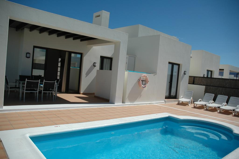 Sport & Beauty 2, Ereza Villas las Buganvillas, Las Palmas