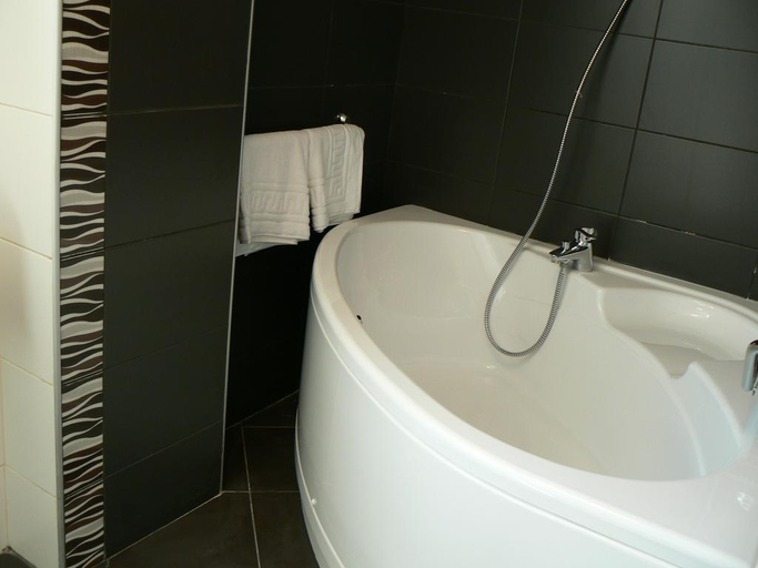 Bathroom 4, Calisto Sozopol, Sozopol